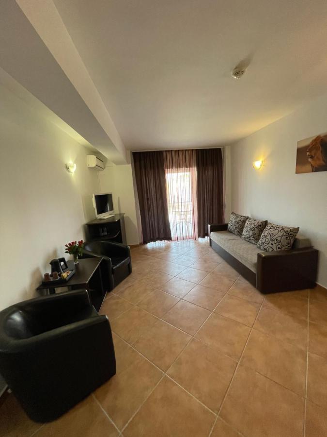 Ametist Casa Leului Hotell Năvodari Exteriör bild
